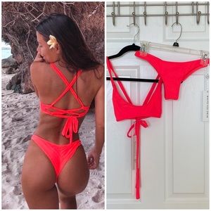 White Fox Swim NWT Neon coral bikini set. Isla top, Ibiza bottom Size XS